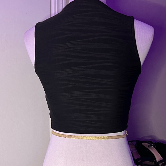 Black tie crop top 🖤 - Picture 4 of 5